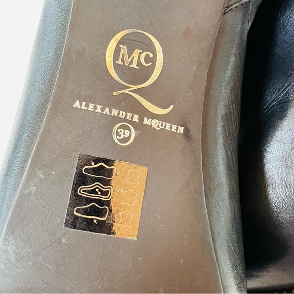 ALEXANDER MCQUEEN CHAIN STRAP STILETTO ANKLE BOOTS SIZE 8.5 EUC - Picture 11 of 16